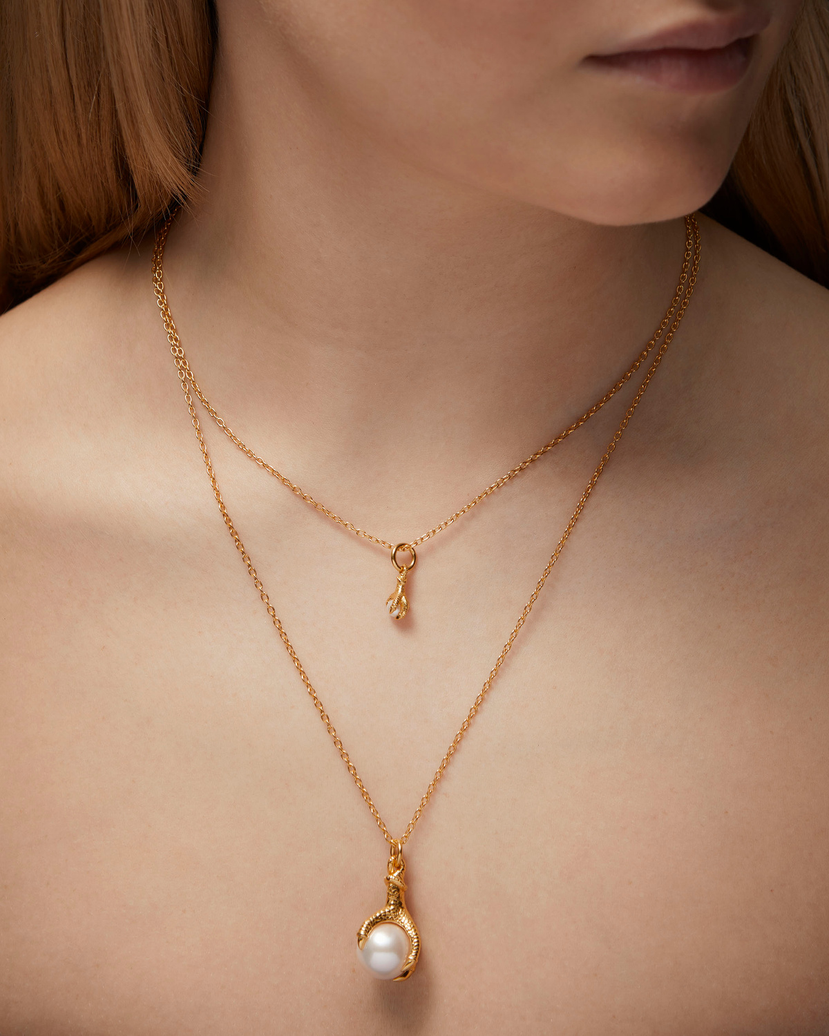 Tiny Claw Pearl Necklace Gothic Gold Elegance (18k Gold-Plated