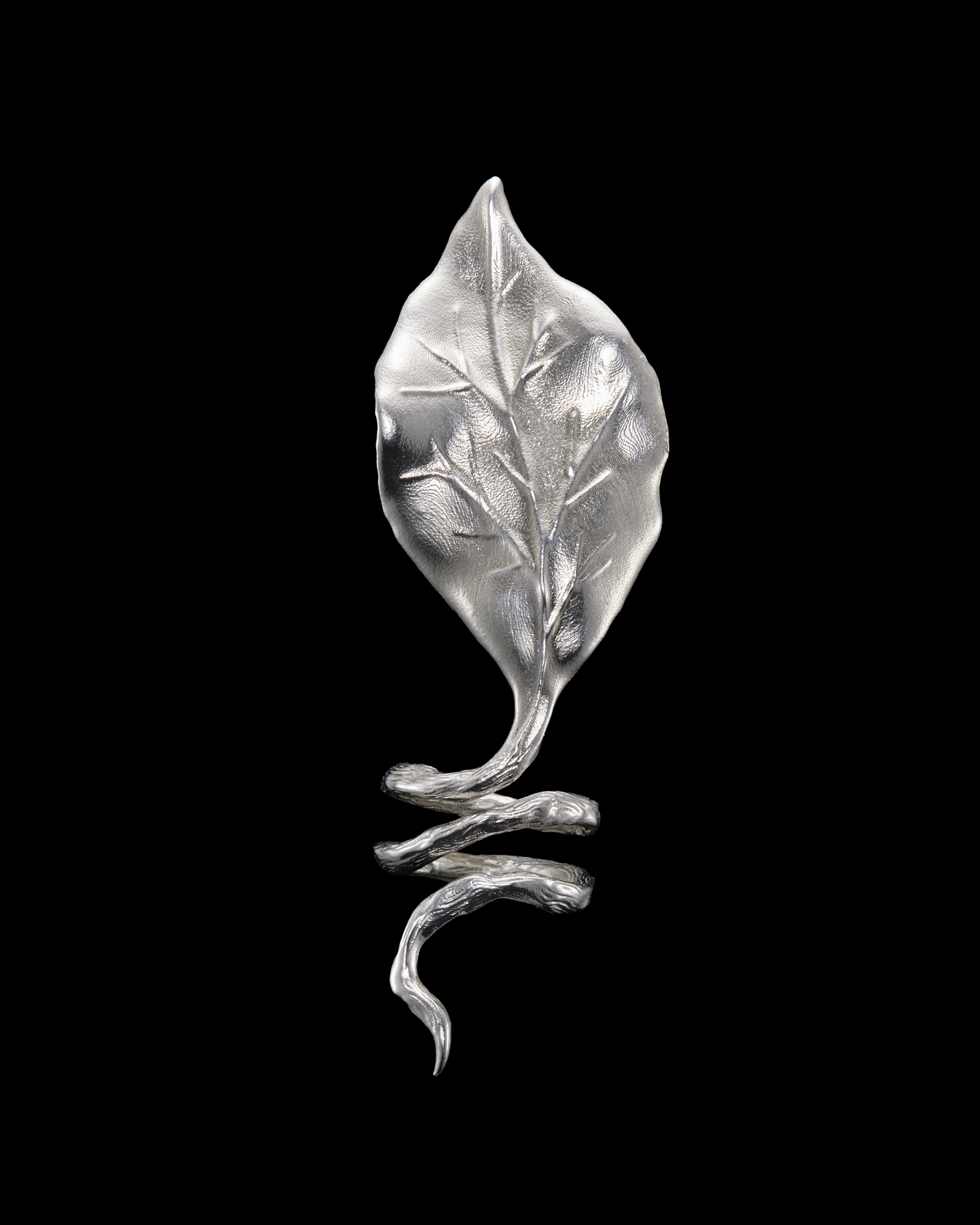 Leaf Nail Ring